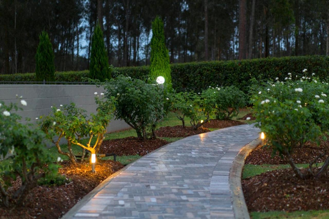 Thistle Hill Guesthouse - Walk To Many Wineries And Restaurants โพโคลบิน ภายนอก รูปภาพ